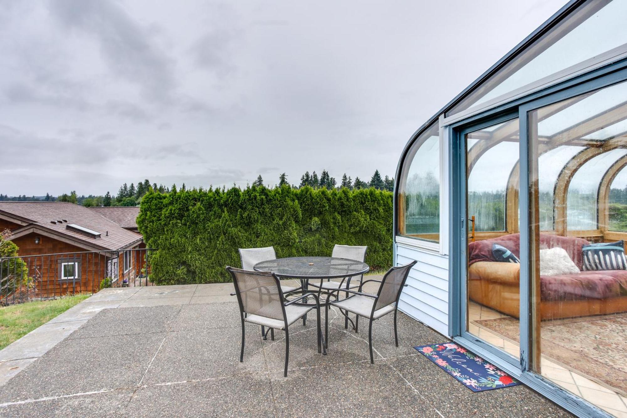 Tacoma Home On Steilacoom Lake With Dock! Exterior photo